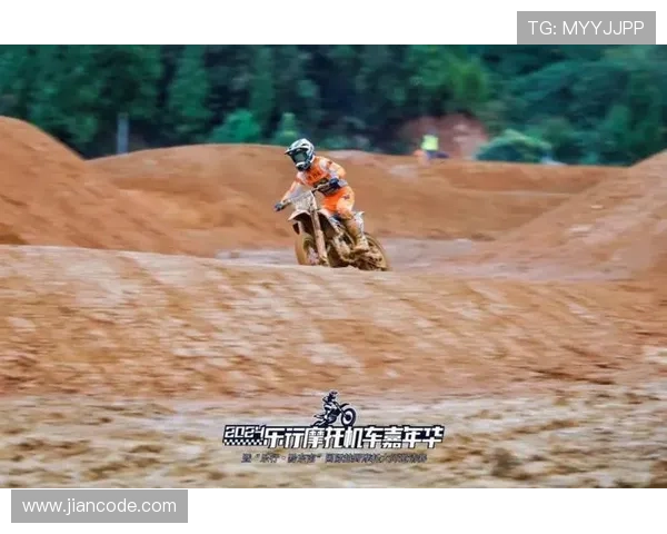 摩托车大奖赛新赛季预告：顶尖车手与创新技术引领战局变革